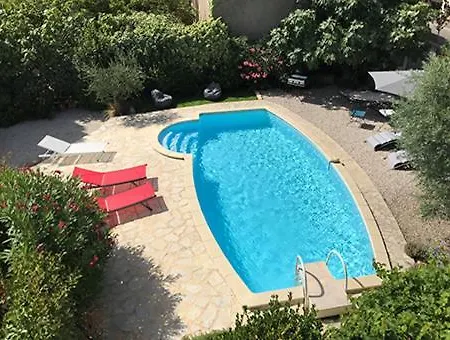 Mediterraneenne, Piscine, Jardin Pour 6 Personnes * Roujan