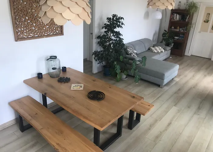 Mediterraneenne, Piscine, Jardin Pour 6 Personnes * Roujan